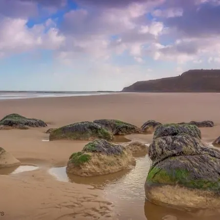 Trinity House - Part Of The The Bay Village With Pool, Gym And Direct Access, Pub, Restaurant, Tennis And Meadows Walks Semesterbostad Filey