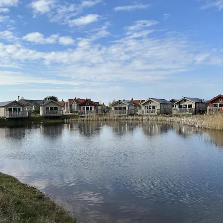 Semesterbostad Trinity House - Part Of The The Bay Village With Pool, Gym And Direct Access, Pub, Restaurant, Tennis And Meadows Walks Filey