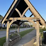 Trinity House - Part Of The The Bay Village With Pool, Gym And Direct Access, Pub, Restaurant, Tennis And Meadows Walks Holiday home Filey