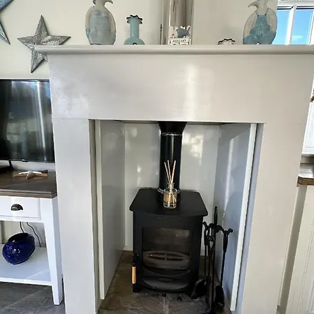 펜션 Trinity House - Part Of The The Bay Village With Pool, Gym And Direct Access, Pub, Restaurant, Tennis And Meadows Walks 파일리