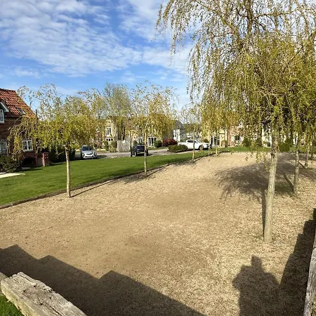 Trinity House - Part Of The The Bay Village With Pool, Gym And Direct Access, Pub, Restaurant, Tennis And Meadows Walks 파일리